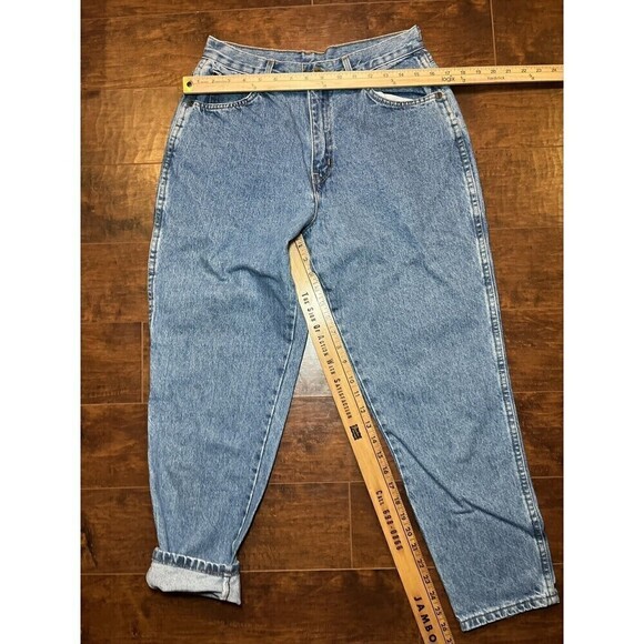 VIntage Chic High Rise Straight Leg Light Wash Mom Jean READ BELOW - Picture 3 of 8
